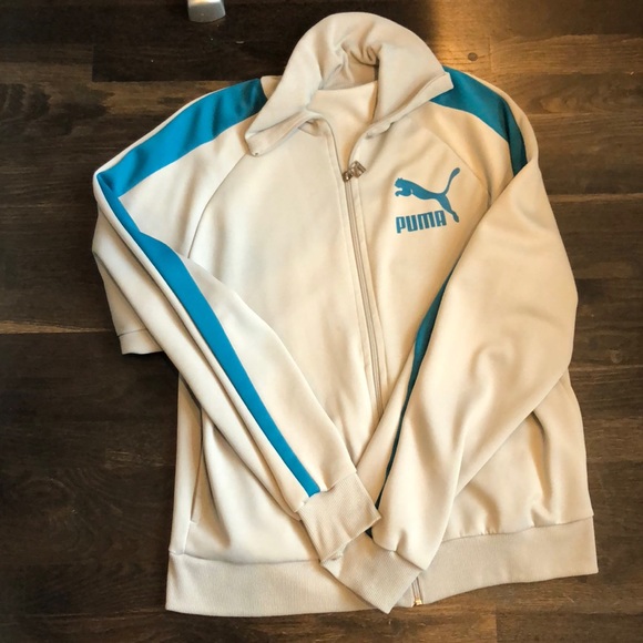 light grey puma tracksuit